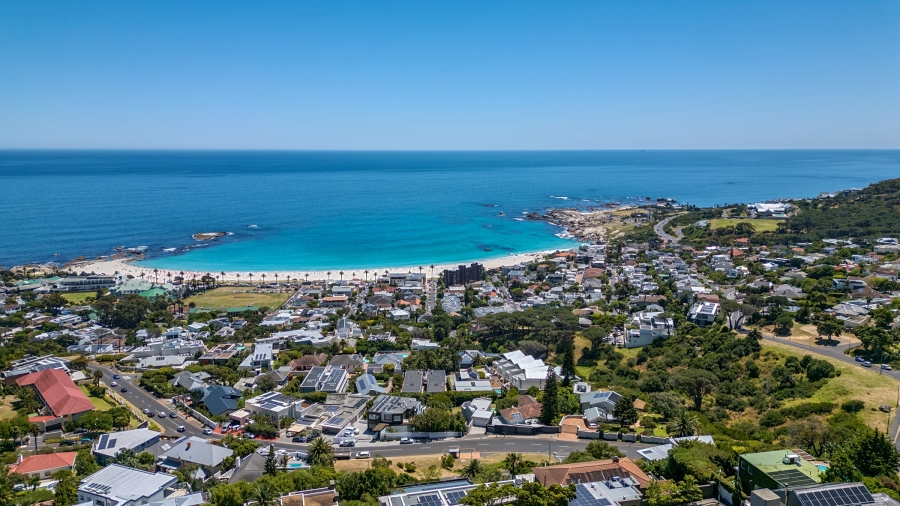 To Let 2 Bedroom Property for Rent in Camps Bay Western Cape